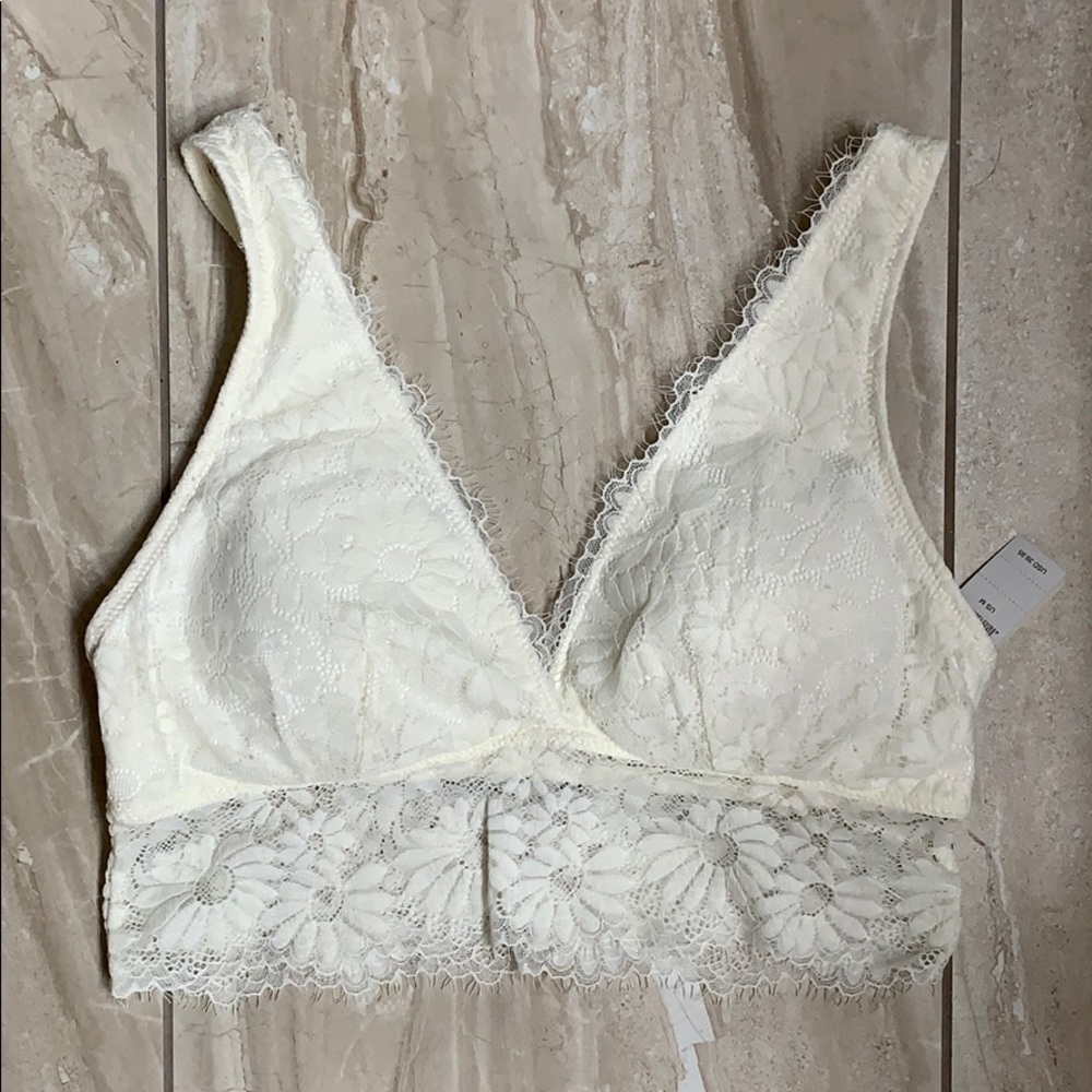 NWT White Padded Bralette
